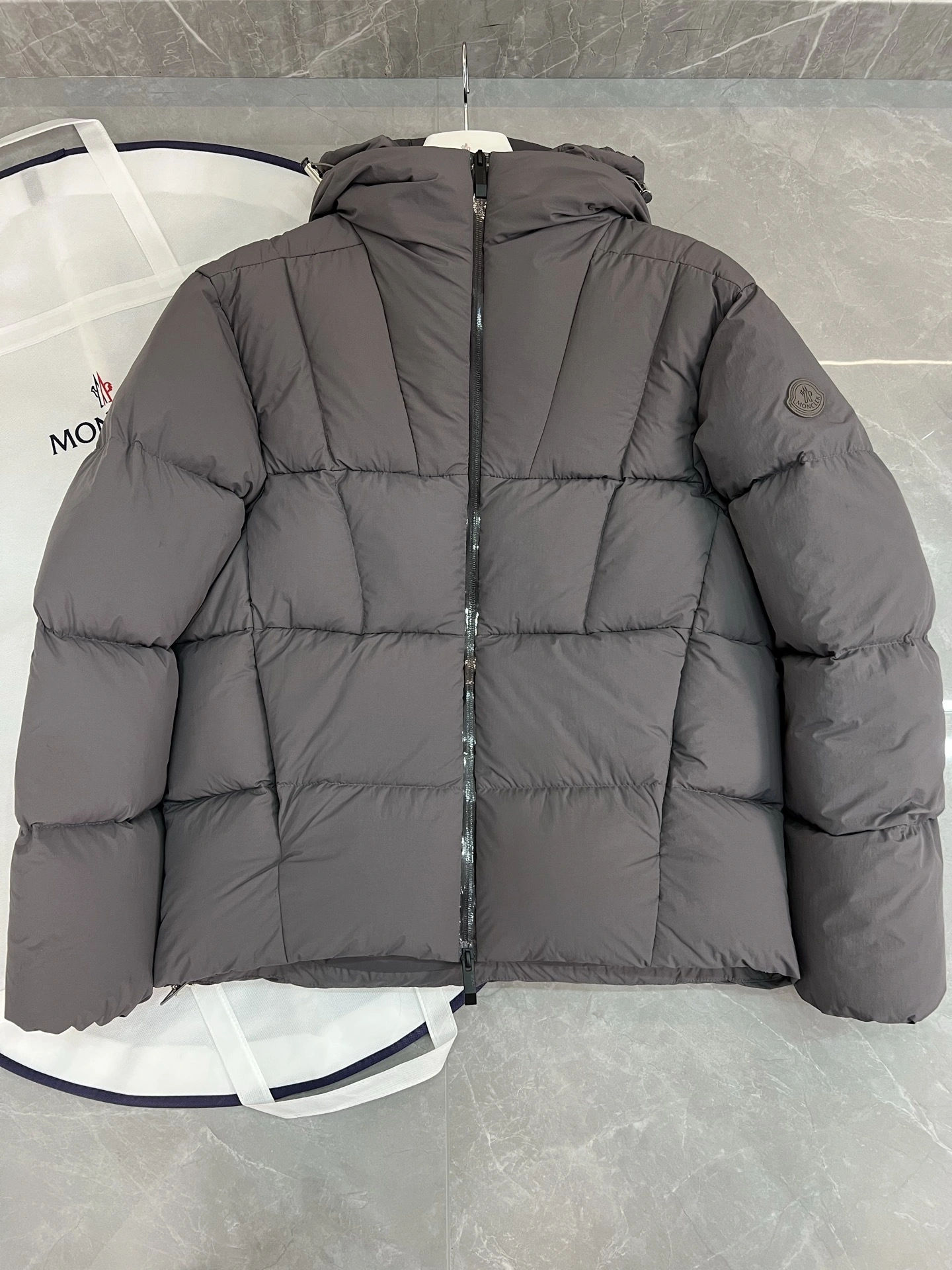 wg.luxury- 7o9385r Down jacket 2colour item:E-F190J2501-2H